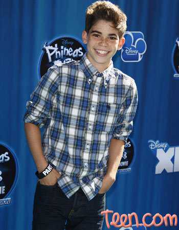 Dancing, singing and @thecameronboyce is amazing!  I love him so much! Christian! 1 Corinthians 1:4, 13 ♥ official Australian #Truthanator site :D ♥