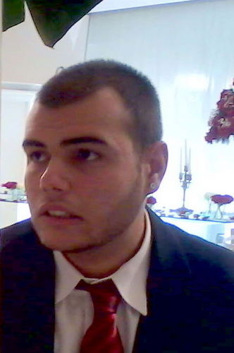 Imitador e Humorista http://t.co/z9MLwa08Z8