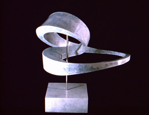 SculptingOlson's profile picture. The official Twitter Page of Artist Lynn Olson 
Author of Sculpting with Cement
Email: sculptingolson@gmail.com