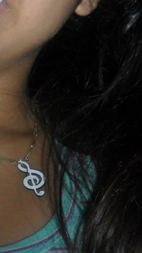 Não viva para que a sua presença seja notada, mas para que a sua falta seja sentida... Me segue ,Sigo de Volta *-*
