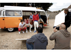 Another One Direction Family from Venezuela, please follow us xx .@feynandos @HarryStylesVE
