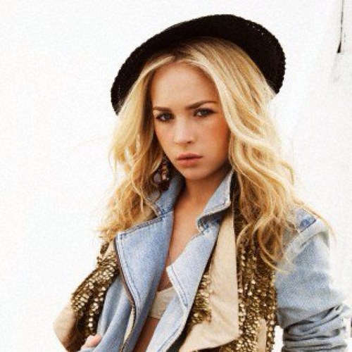 CassieDarkMagic's profile picture. Hello Im Cassie Blake(: I love my circle! (RP)