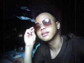 AM_Andry's profile picture. One thing, one love, one word, all people like that, what is it? It is s*x