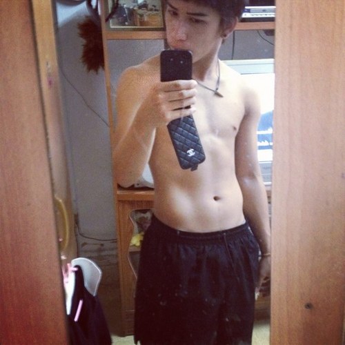 kungkab_it9's profile picture. 