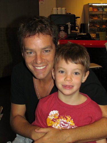 Entrepreneur, Reader, Father of 3