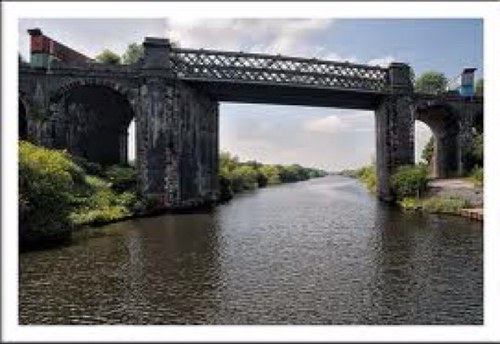 IrlamCadishead's profile picture. One road in. One road out.