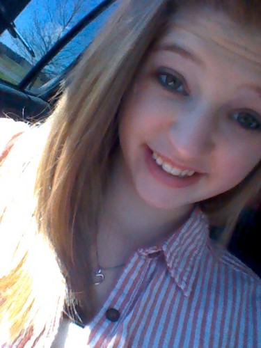 Hi . Bye (: