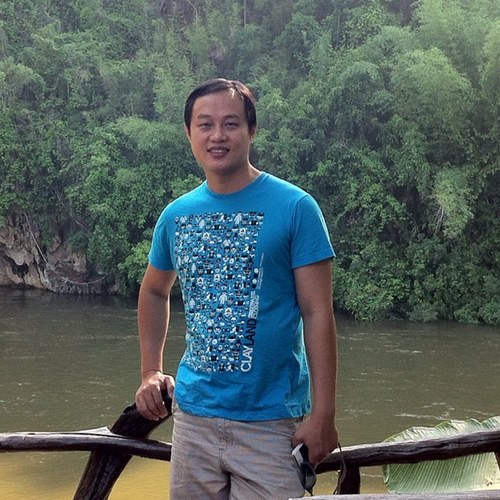 papergrass's profile picture. 