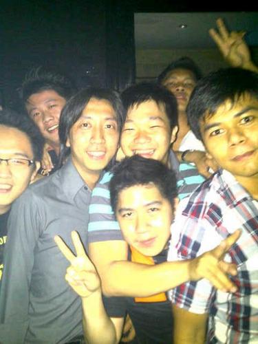 AlvinoChandra's profile picture. Life isn't fair, but it's still good.