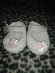 HandmadeKnits1's profile picture. Small Knitting buisness, check out website for more details http://t.co/GSx8hWy2tJ