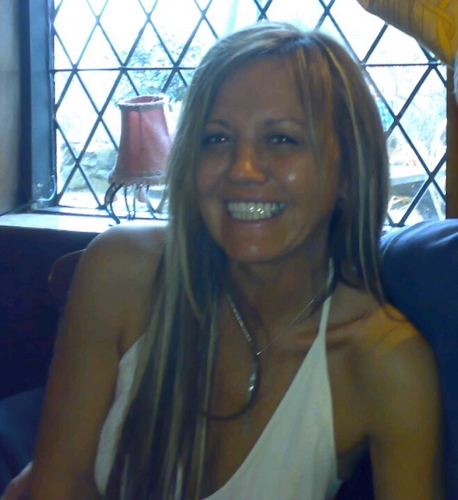 murphy_maria's profile picture. building renovation*can plaster*,interior design*can paint* gardener & https://t.co/J8reeoOGsq time guitar player/singer. politics/rebel . Wine, footie and now runner.