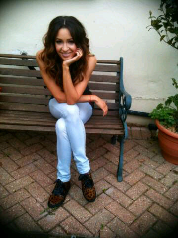 DaniellePARP's profile picture. I'm just a girl that dances c: {Abnormal RP} {Single} {Mermaid}