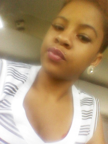 Im a growing WOMEN.. learning experiences.. Success .. Happiness.. Follow myy instagram: Luvmelovelyy