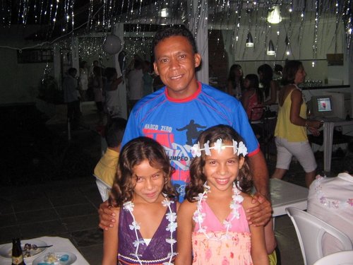 cada um tem seu jeito de ser e viver e pensar!!!!
