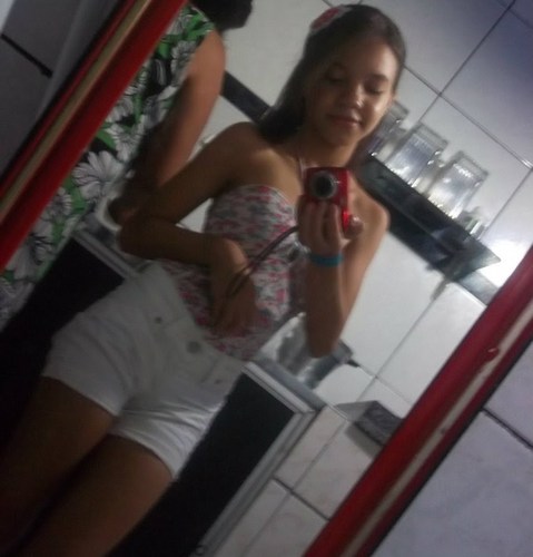 parei um pouco e pensei,pq as pessoas sao tao umilhadas,pq sao escluidas das outras.vcs pensam que eu sou akela menina de antigamente,nao,eu mudei