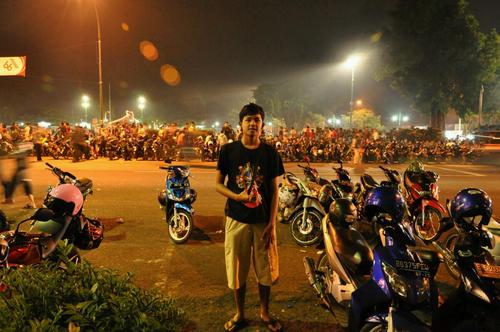 Bassist Guitar Player of @TheFunSkins - #Milanisti Indonesia, Forza @acmilan - Avenged Sevenfold - CHIC CHOC LOVERS !!