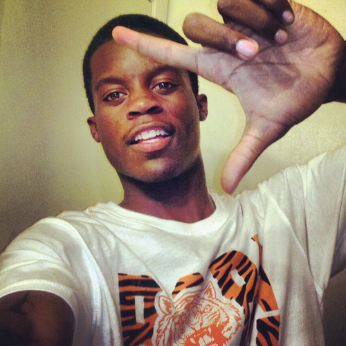 bigg_countt's profile picture. instagram GFL_countt #teamAMARI ...basketball was my first but i cheated on er with the streets