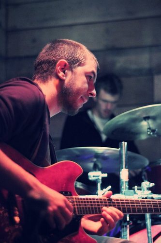 Guitarist, composer & producer based in Leeds @gottsstreetpark @ikestra