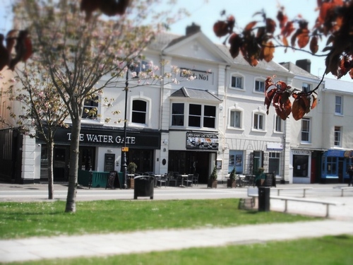 The Watergate In Barnstaple is a JD Wetherspoon Freehouse which also operates as a Lloyds No.1 Bar. Open from 8am daily.
