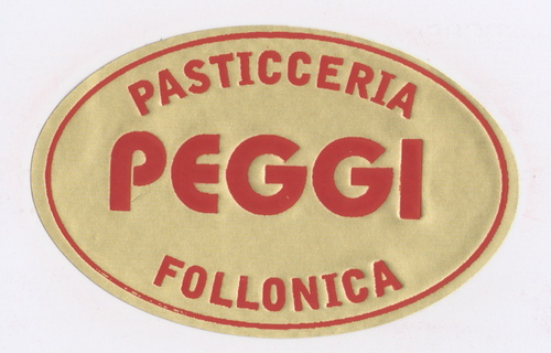 La Pasticceria Peggi si trova a Follonica e nasce nel 1968 dall'entusiasmo di Paolo e Graziella. Oggi i due sono affiancati dal figlio Stefano.