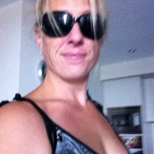 crackcat11's profile picture. 