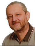Ich helfe anderen im Internet Geld zu verdienen.
Impressum :  http://t.co/nRf1MbM2em