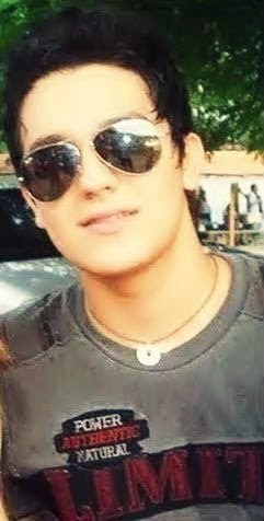 @luansantana Eu Tee Amo Meu Branquelo,cê é muito lindo.Luan Santana Por Toda Minha Vida..by:Andresa Carla
Pois Só Quem Sonha Conseguir Alcançar ♥