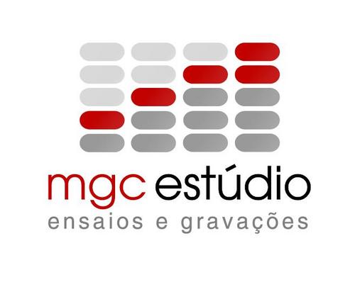 Estúdio de Ensaios e Gravações localizado em Curitiba Pr.
http://t.co/eofcemgpcf
