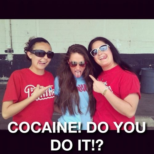 meg_basenfelder's profile picture. hi my names megan. and i love eating. follow me.