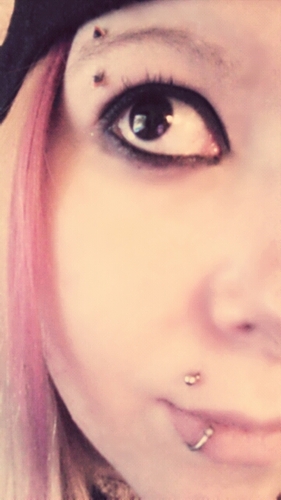 Pandorabox765's profile picture. I'm a photographer well I'm starting out actually.. check out my pictures they will be up soon