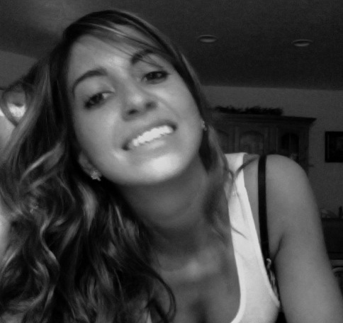 LOOLER_'s profile picture. Take time everyday to appreciate the beauty in your world. #OVOXO