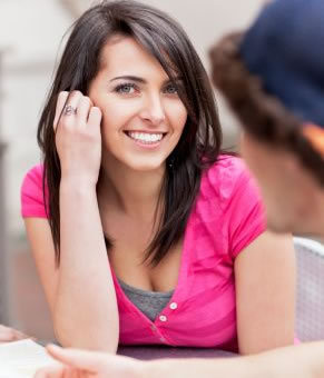 Violet_Safran's profile picture. it takes courage to play where the lights shine the brightest