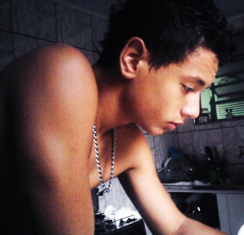Chato,Festeiro,Cinema,Musica,Chocolate,Coca-Cola,Solteiro,Feio   Quer Saber Mais Follow-me  =)