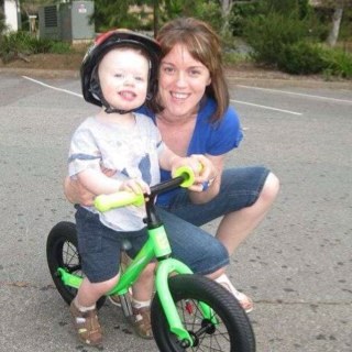 EmilyGearside's profile picture. 