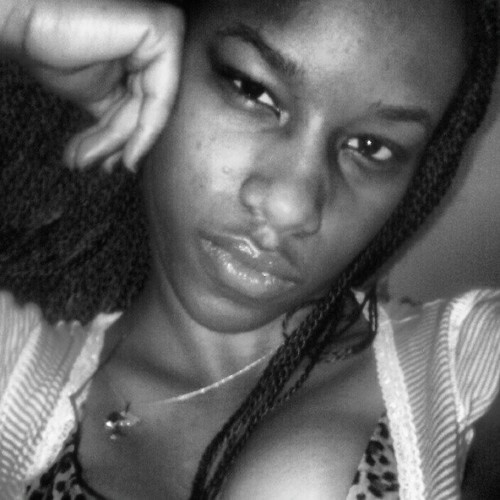 nefertiti_09's profile picture. Beautiful black mother living life with purpose.