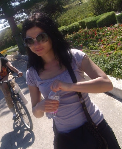 PolinaDespotova's profile picture. 