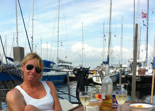 Dol op familie, vrienden, skiën, varen en wijn