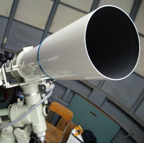 主な設備:五藤光学GS-8のプラネタリウム投影機・タカハシ15ｃｍ屈折望遠鏡