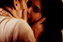 Muitos me chamam de Lay| i'm robsteylor| dobrepaulhalder| stelena| Logan|Alex| TWILIGHT |TVD | PLL| vans| vamps| sprousep| LOADING...