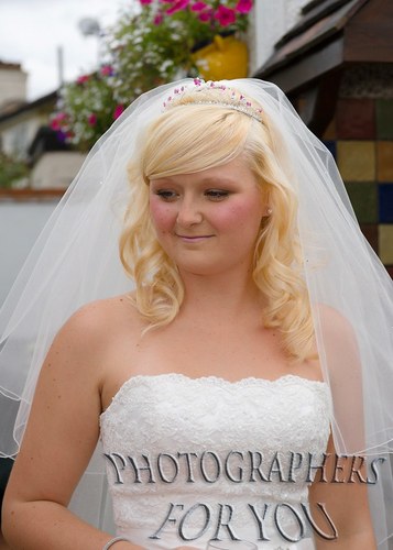 tiffanyberry25's profile picture. I have my own company creating unique handmade Wedding Tiaras and hair accessories. Contact me for info or if you have any projects you want to collabroate on!