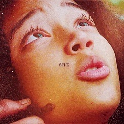 Sing_Rue's profile picture. WARNING: I'm LOUD, RANDOM, I tweet A LOT,#Potterhead,#Whovian,#Directioner, and i'm obsessed with THG! @Alannaelle is my BFF! Follow if you dare! :D