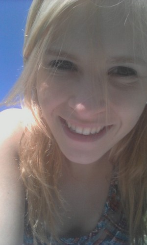 jesssiemariee's profile picture. come along with me to where the sand meets the sea