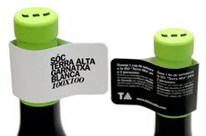 Amants de les Garnatxes de la Terra Alta, les treballem i els donem la màxima expressió, la tipicitat i la singularitat perque la gent disfruti dels grans vins