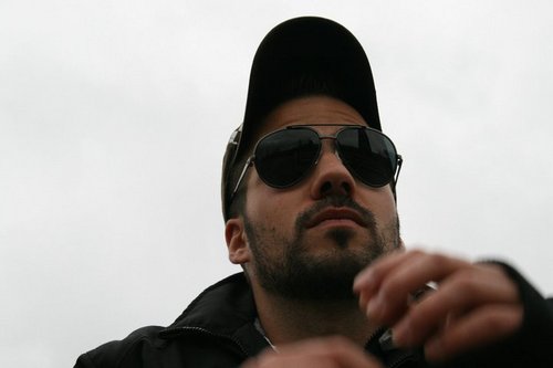 daskeken's profile picture. Filósofo y Soñador de profesión. Fan del afán de ser libre. ANTI-CAPITALISTA.