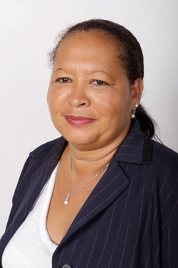 Maire de Trois-Rivières - Vice-présidente du Conseil régional - Députée de la 4e circonscription de la Guadeloupe - Sérieux et efficacité font la différence