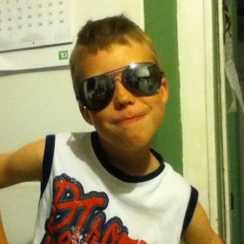 flailingentoura's profile picture. i love ridding mt fourwhellers and getting down and dirty i like girls