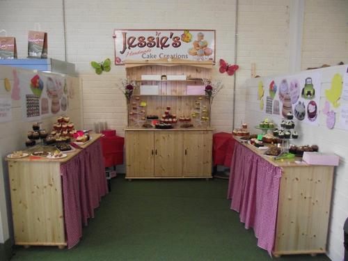 Jessies_Cakes's profile picture. Custom cakes and cupcakes for all occasions. Find me in the Red Cow Market, Longford on Saturdays and Sundays.