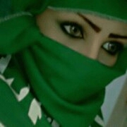 احب الادب والتاريخ والفلسه واحب الحوارات
