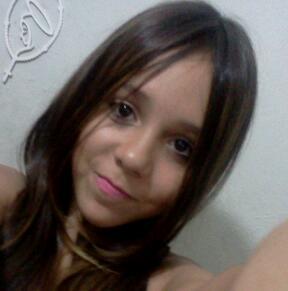 me segue? SDV , gente sou a @thais101_gt mais esqueci a senha do meu twt e fiz outro *---*