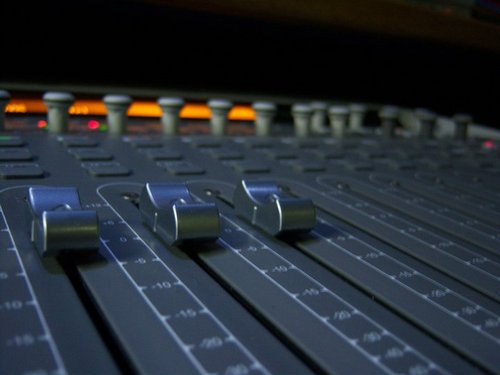 Davidrodrigz's profile picture. Un pelao buena gente (y consciente) que disfruta de las historias y el sonido